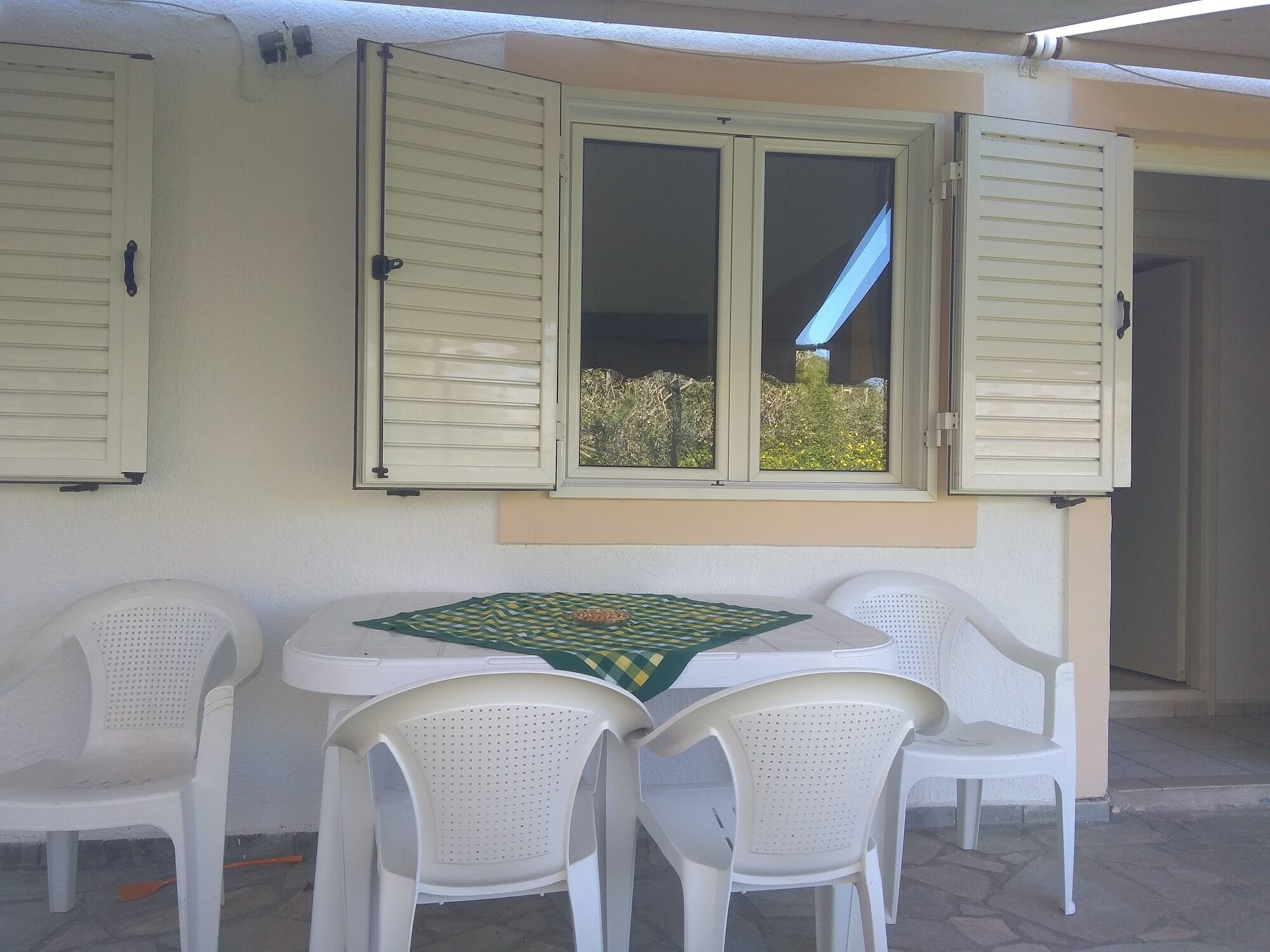 Roula'S Rooms Aegina Экстерьер фото